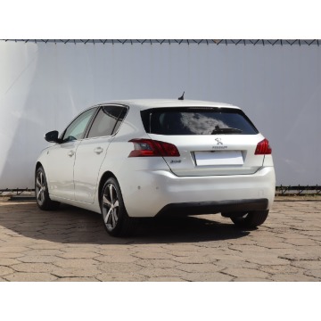 Peugeot 308  Hatchback 2018,  1.2 benzyna - Na sprzedaż za 31 999 zł - Łódź - zdjęcie 5