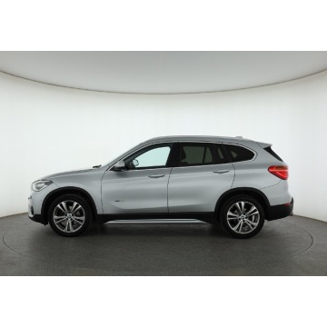 BMW X1  SUV 2016,  2.0 diesel, automat - Na sprzedaż za 64 999 zł - Piaseczno - zdjęcie 4