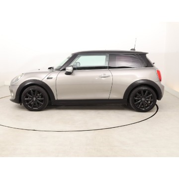 Mini   Hatchback 2018,  1.5 benzyna - Na sprzedaż za 46 999 zł - Bielany Wrocławskie - zdjęcie 4