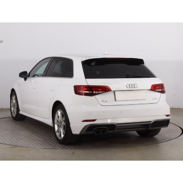 Audi A3  Hatchback 2018,  1.5 benzyna, automat - Na sprzedaż za 65 999 zł - Płock - zdjęcie 5