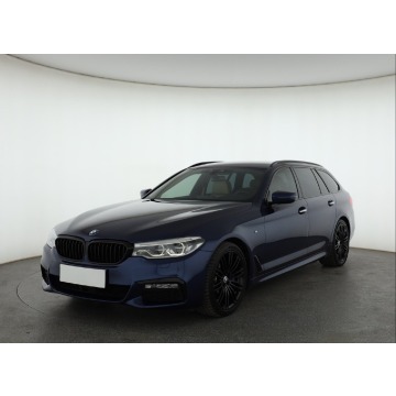 BMW Seria 5  Kombi 2017,  3.0 diesel, automat - Na sprzedaż za 94 999 zł - Piaseczno - zdjęcie 3