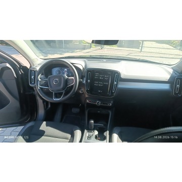 Volvo   SUV 2020,  2.0 diesel, automat - Na sprzedaż za 74 900 zł - Libertów - zdjęcie 12