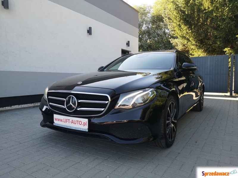 Mercedes - Benz  2018,  2.0 diesel, automat - Na sprzedaż za 79 900 zł - Strzegom