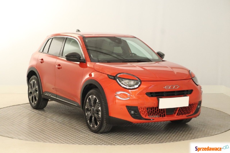 Fiat   SUV 2025,  1.2 benzyna, automat - Na sprzedaż za 82 999 zł - Zabrze