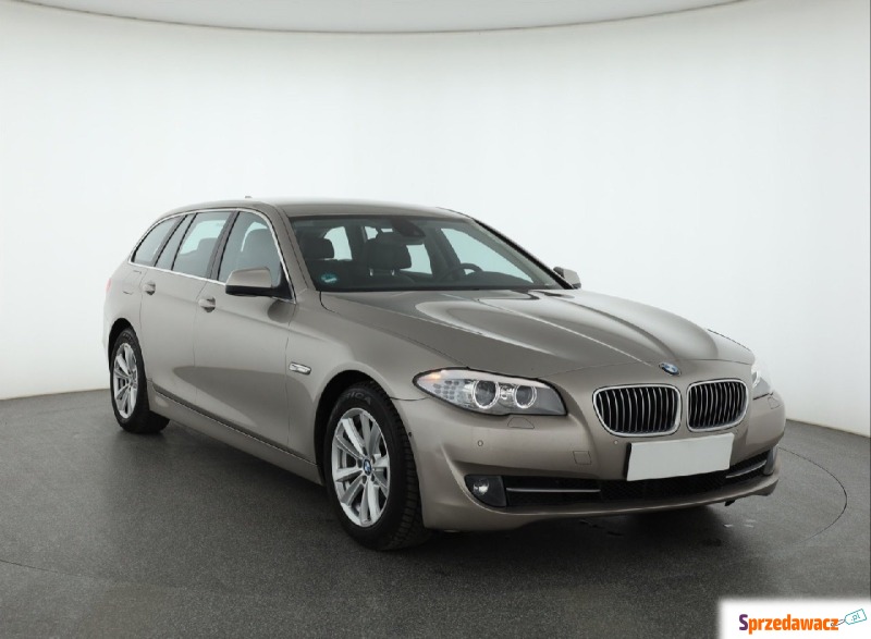 BMW Seria 5  Kombi 2011,  3.0 diesel, automat - Na sprzedaż za 41 999 zł - Lublin